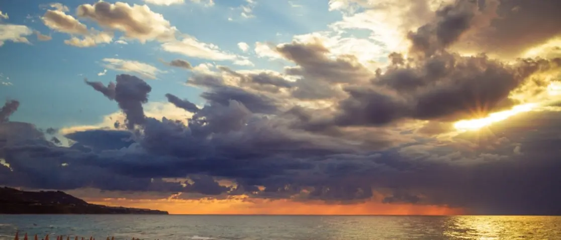 Verso l'estate, il Comune di Vibo lancia un bando per la concessione di nuove aree demaniali marittime