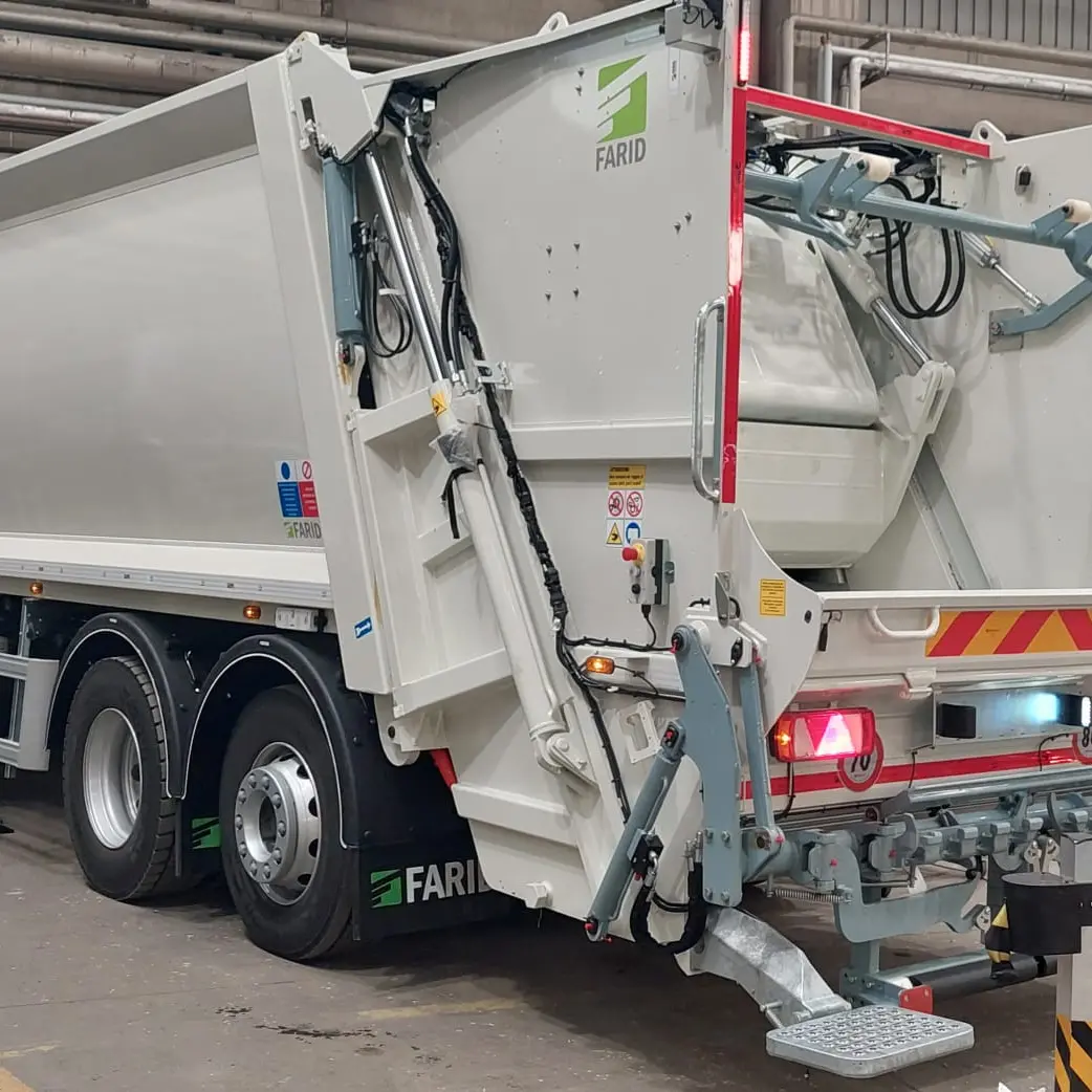 Appalto rifiuti a Tropea, il sindacato Confasila contesta il nuovo capitolato: «Previsti sei lavoratori in meno»\n