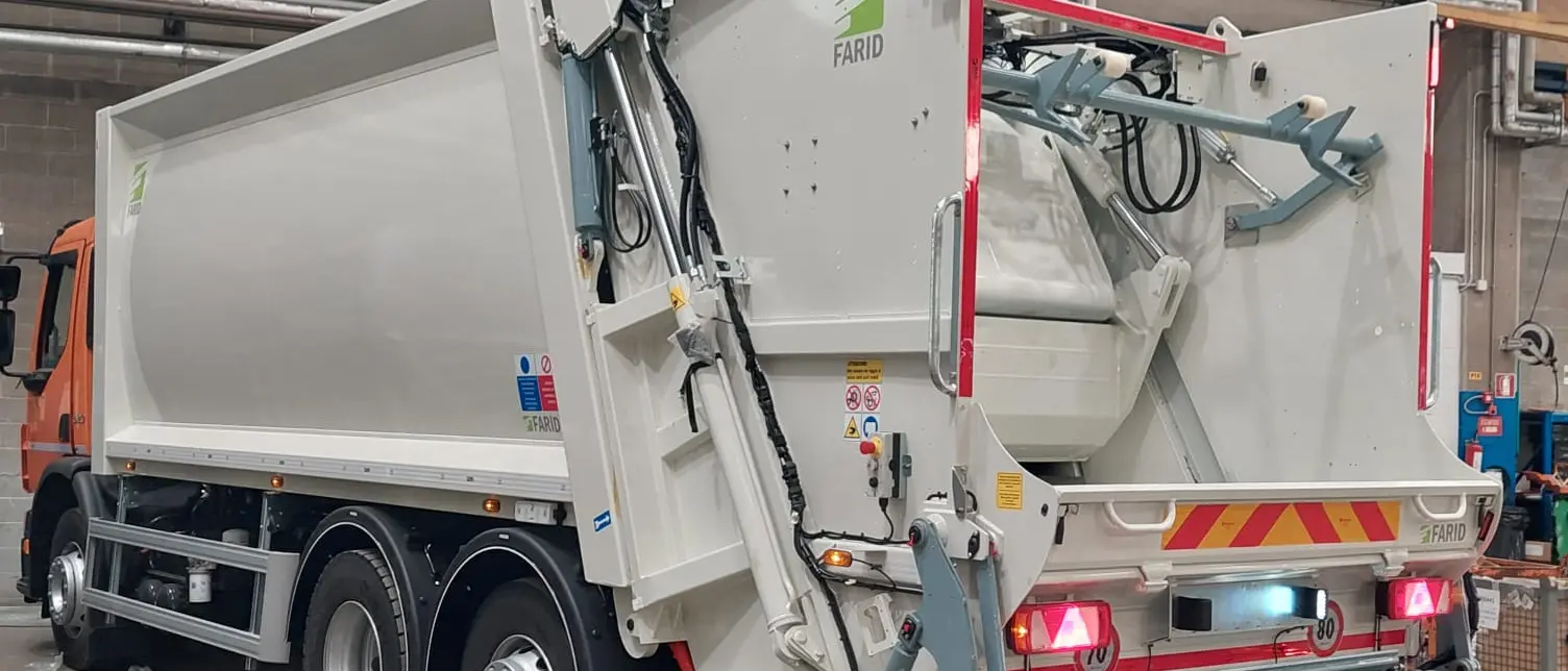 Appalto rifiuti a Tropea, il sindacato Confasila contesta il nuovo capitolato: «Previsti sei lavoratori in meno»\n