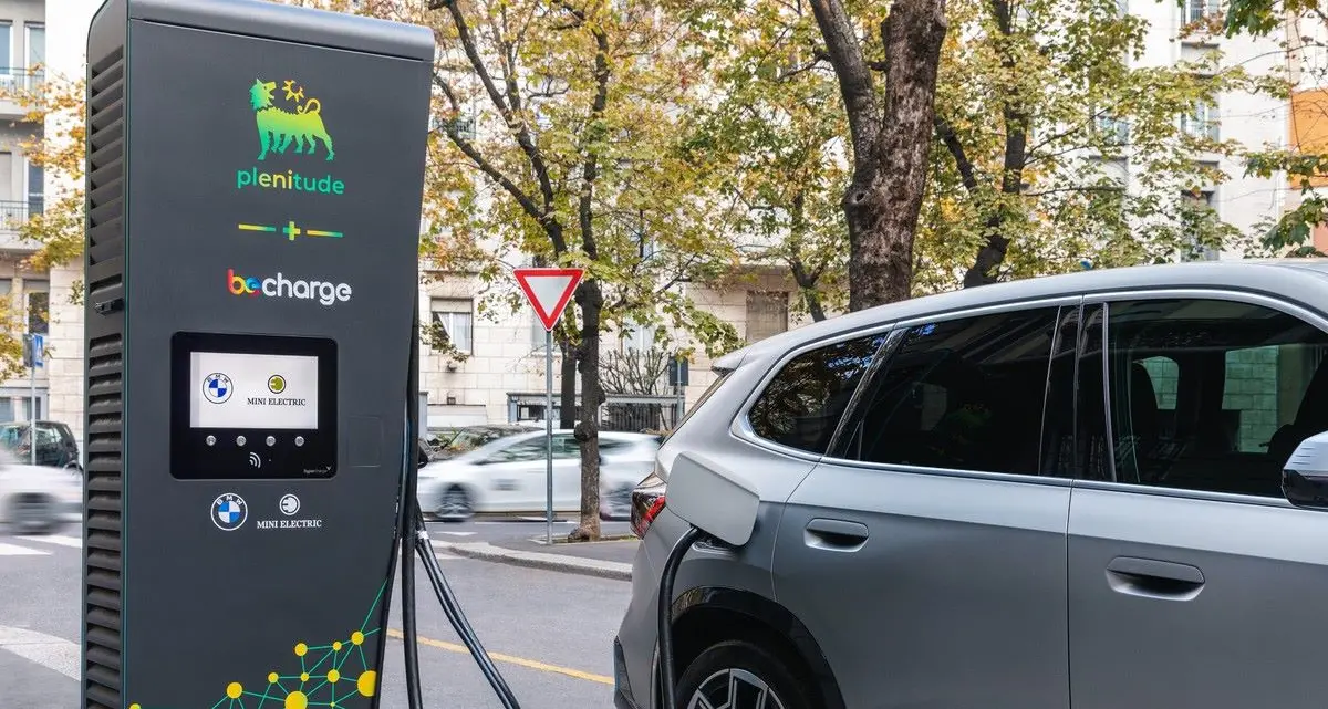 Corigliano Rossano punta sulla mobilità elettrica: 20 aree destinate alle ricariche\n