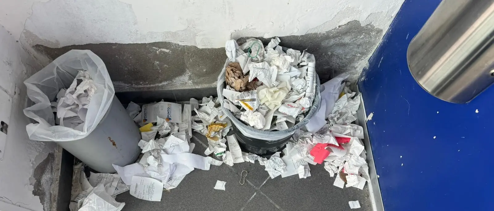 Mileto, ancora disagi per gli utenti dello sportello bancomat: «Si intervenga»