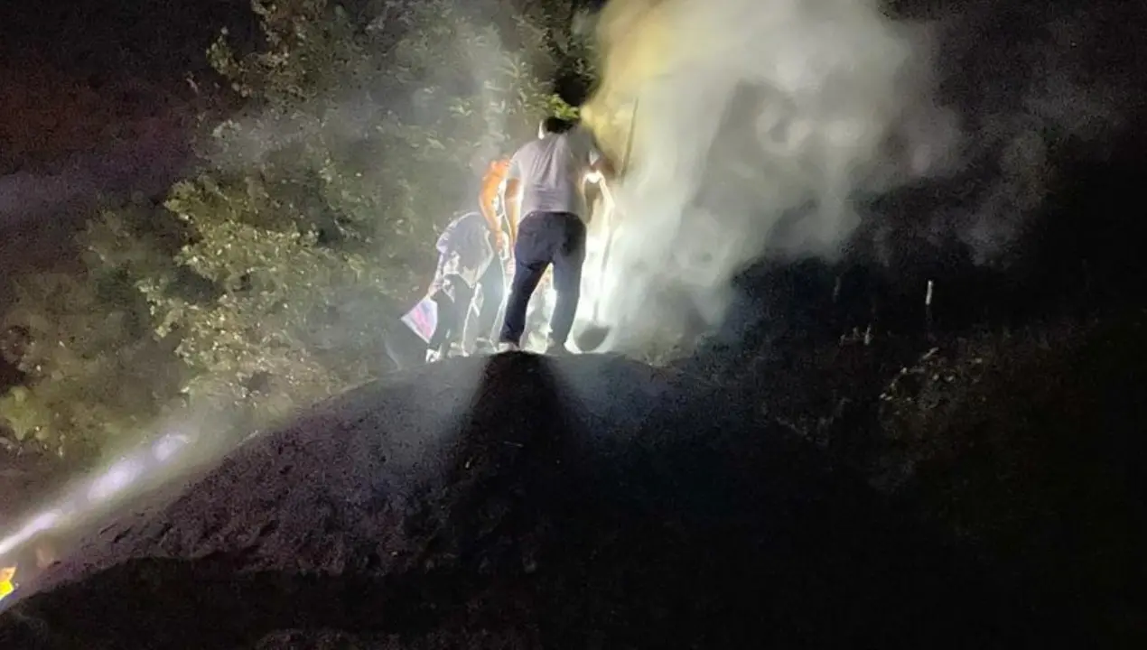 A Serra San Bruno un'escursione notturna per raccontare il mondo degli ultimi carbonai