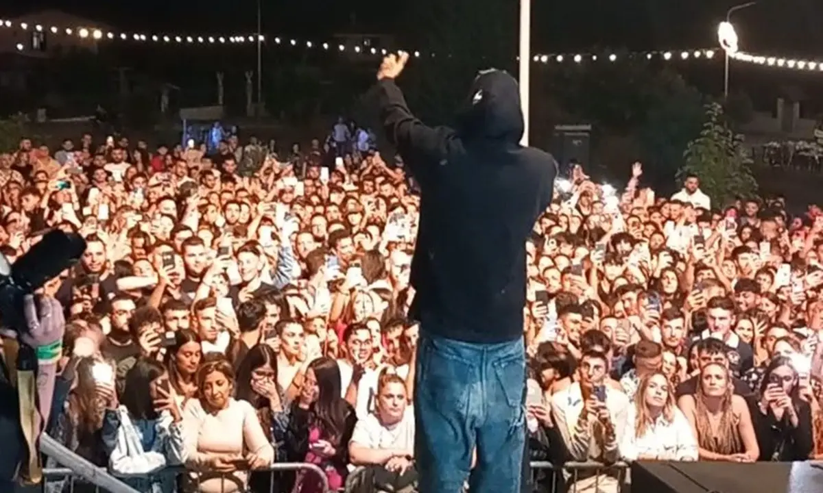 Spilinga: il concerto beffa di Fred De Palma, il Comune avvia un'azione legale e attacca la minoranza