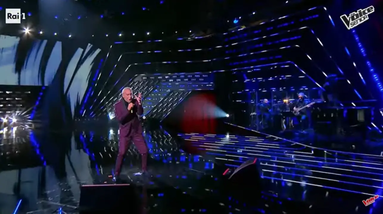 Il cantante vibonese Pippo Lico conquista pubblico e giudici di The voice senior - Video