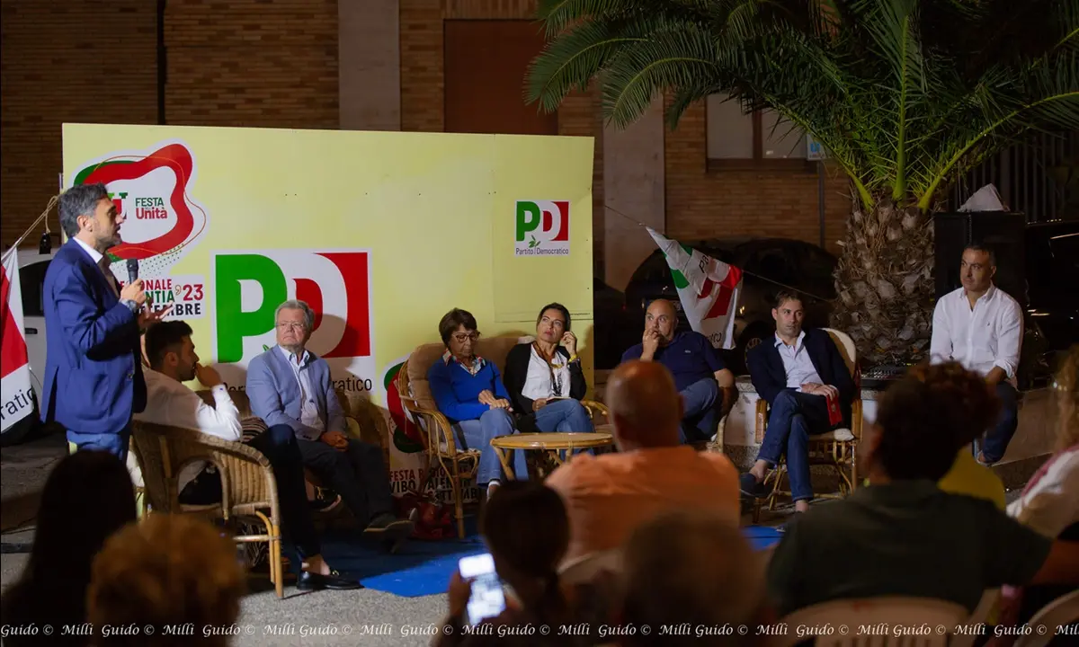 Il Partito democratico torna a riempire le piazze: stasera tocca a Elly Schlein - Video