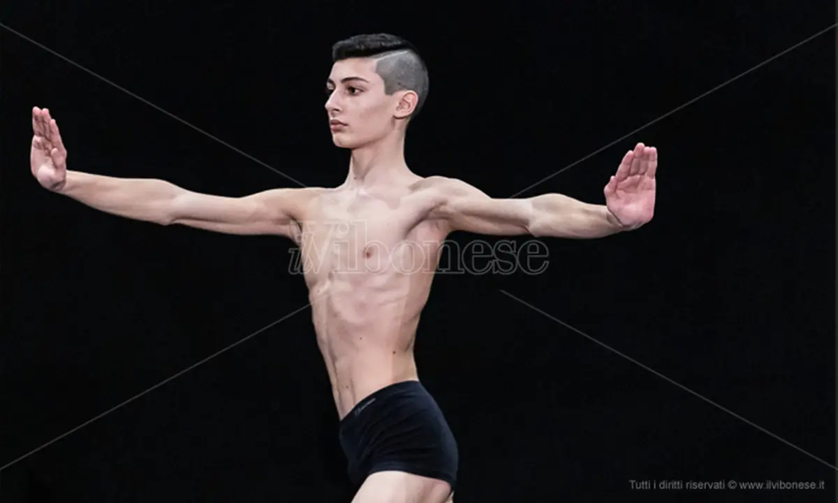 Da Vibo Marina a Ginevra, la passione per la danza premia Giuseppe La Gamba - Video