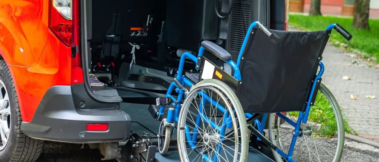 Dialisi a Vibo e in provincia, l’Asp rinnova la convenzione con la Croce rossa per il trasporto dei pazienti