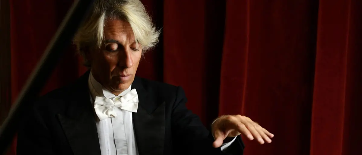 Da Schubert a Beethoven, musica senza tempo a Tropea con il concerto del maestro Emilio Aversano