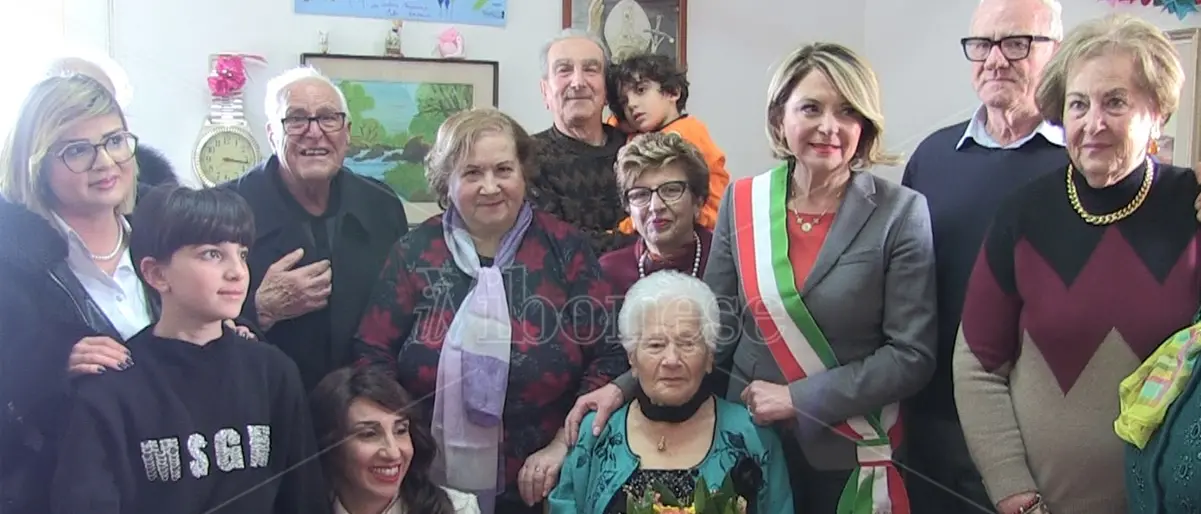 Longobardi festeggia i cento anni di Maria Teresa Fullone - Video