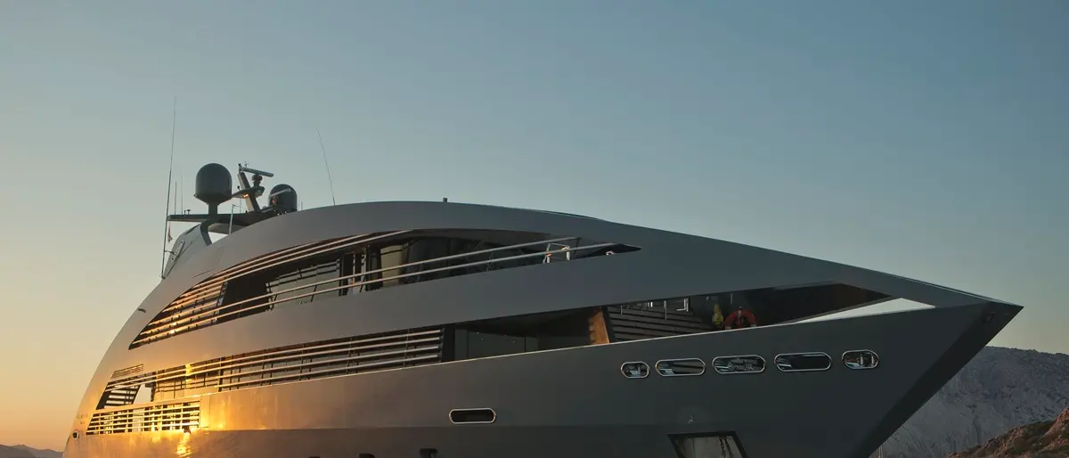 A Vibo Marina arriva \"Ocean Pearl\", il lussuoso yacht incanta con il suo moderno design