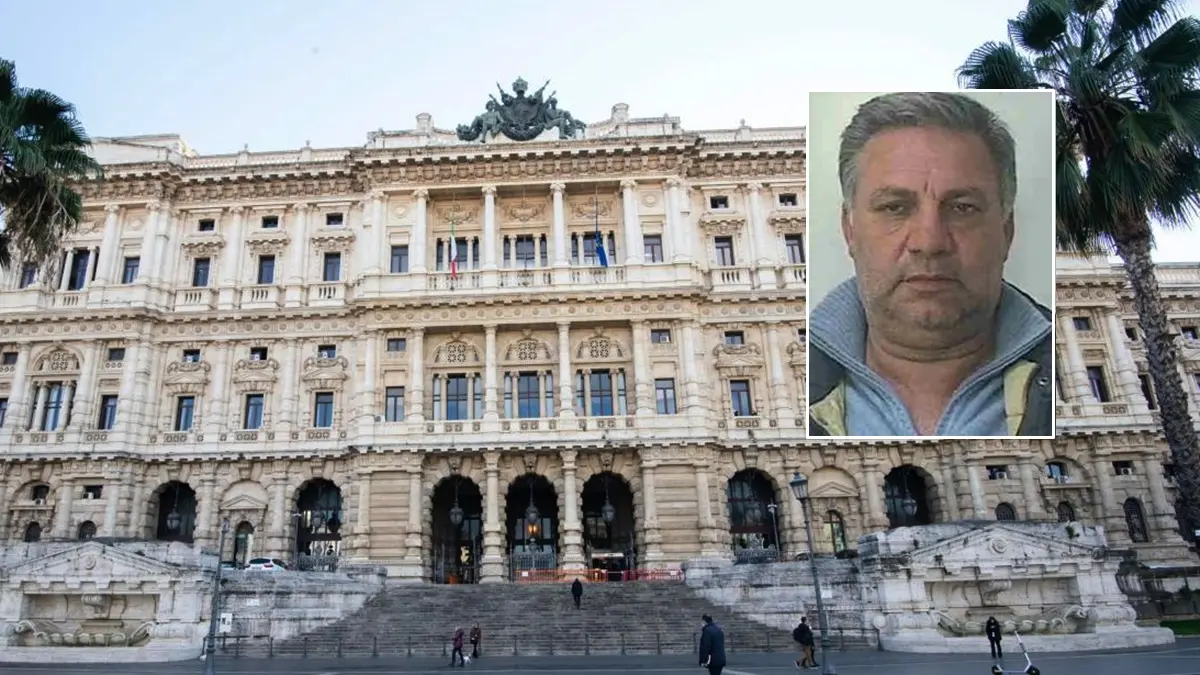 Una veduta esterna del \\'Palazzaccio\\' o Palazzo di Giustizia, meglio conosciuto come la sede della Corte di Cassazione, in piazza Cavour a Roma, 26 novembre 2020. E\\' attesa per oggi la sentenza in Cassazione per il crollo della Torre Piloti, avvenuto il 7 maggio 2013 nel porto di Genova quando il cargo Jolly Nero della compagnia Messina urt\\u00F2 in manovra l\\'edificio. Lo schianto caus\\u00F2 la morte di nove persone. ANSA/CLAUDIO PERI , ANSA