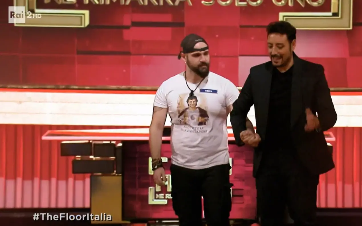Remo Sciutto è il vincitore di “The floor”, trionfo per il divulgatore originario di Pizzo
