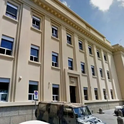 Tentato omicidio a Nicotera: due indagati per un accoltellamento nei pressi di un bar