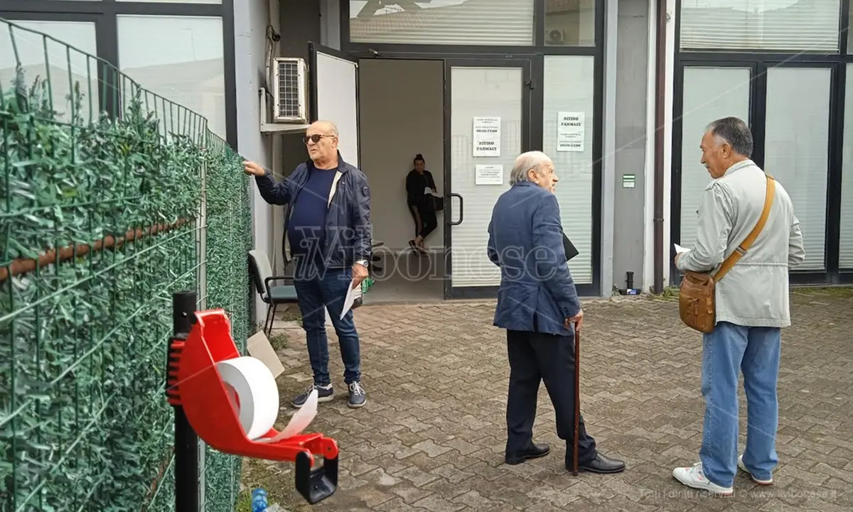 Farmacia territoriale di Vibo: lunghe file e farmaci introvabili, lo sconforto dei cittadini – Video