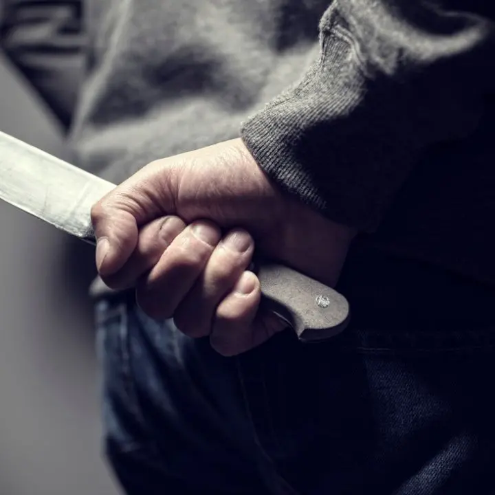 Vibo: minaccia ex compagna con coltello, provvedimento del gip