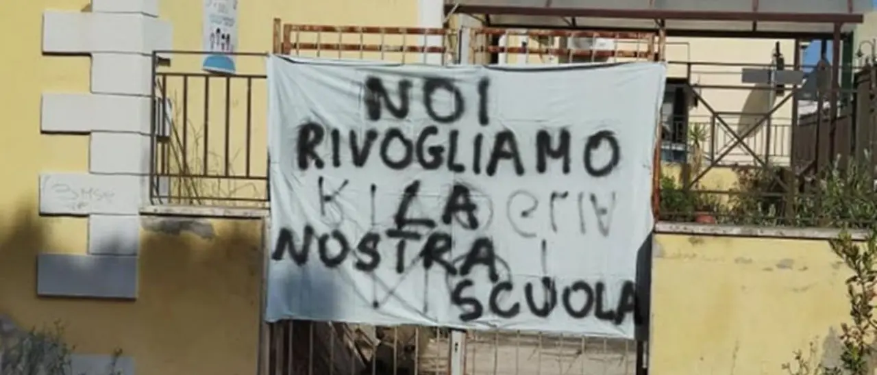 Scuole elementari di Portosalvo e Vibo Marina ancora chiuse dopo anni