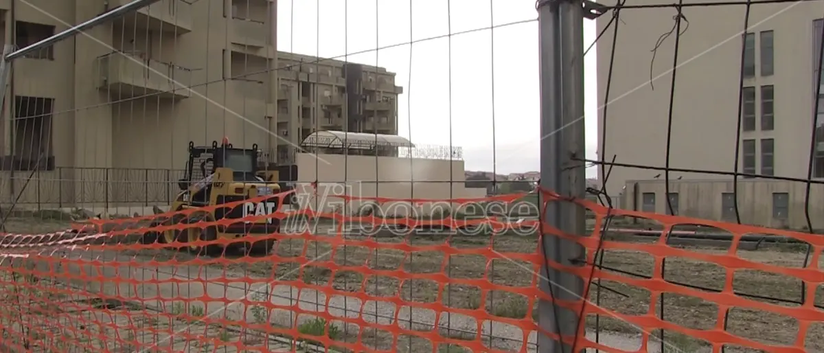 Nuovo teatro a Vibo Valentia, i lavori procedono a rilento - Video