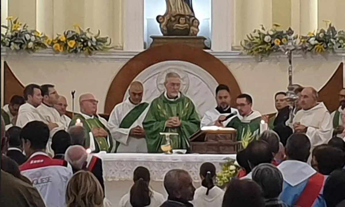 San Calogero, don Rocco e don Andrea s'insediano a capo della parrocchia