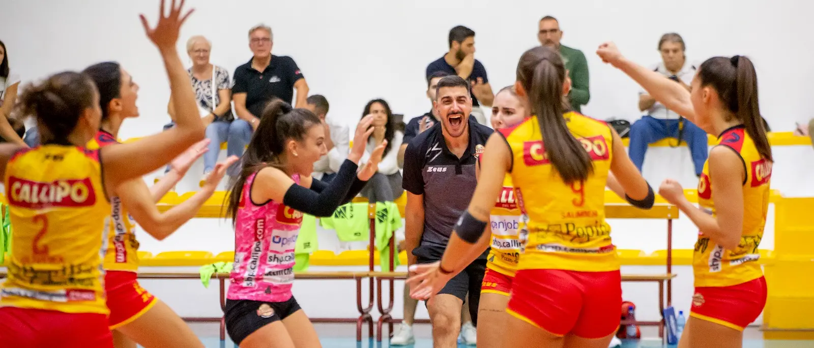 Volley femminile, netto 3 a 0 della Tonno Callipo nel derby contro Pizzo