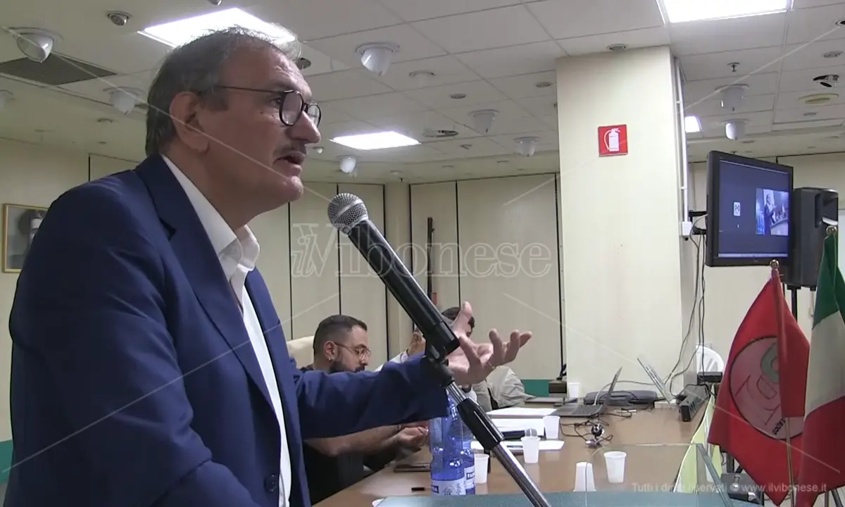 Elezioni a Vibo, il candidato del Pd Enzo Romeo: «Senza accordo sul mio nome si vada alle primarie» - Video
