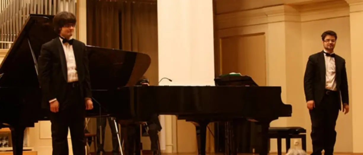 Vibo, tutto pronto per il concerto dei gemelli pianisti De Stefano