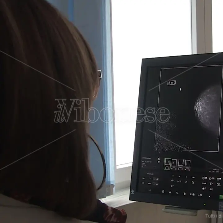 Tumori al seno: riparte a Vibo Valentia lo screening mammografico gratuito - Video