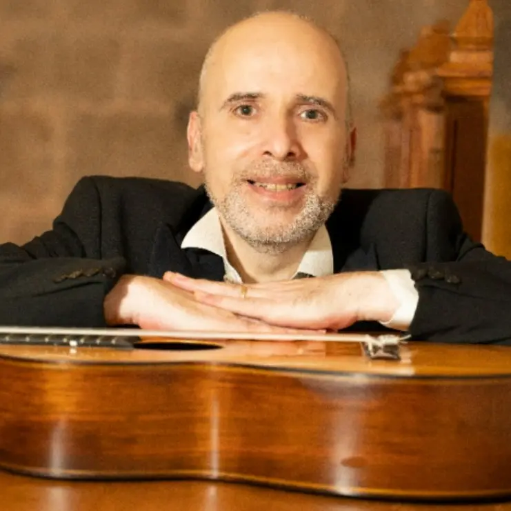 Tango argentino e danza spagnola: a Nicotera arriva il chitarrista Carles Pons i Altes