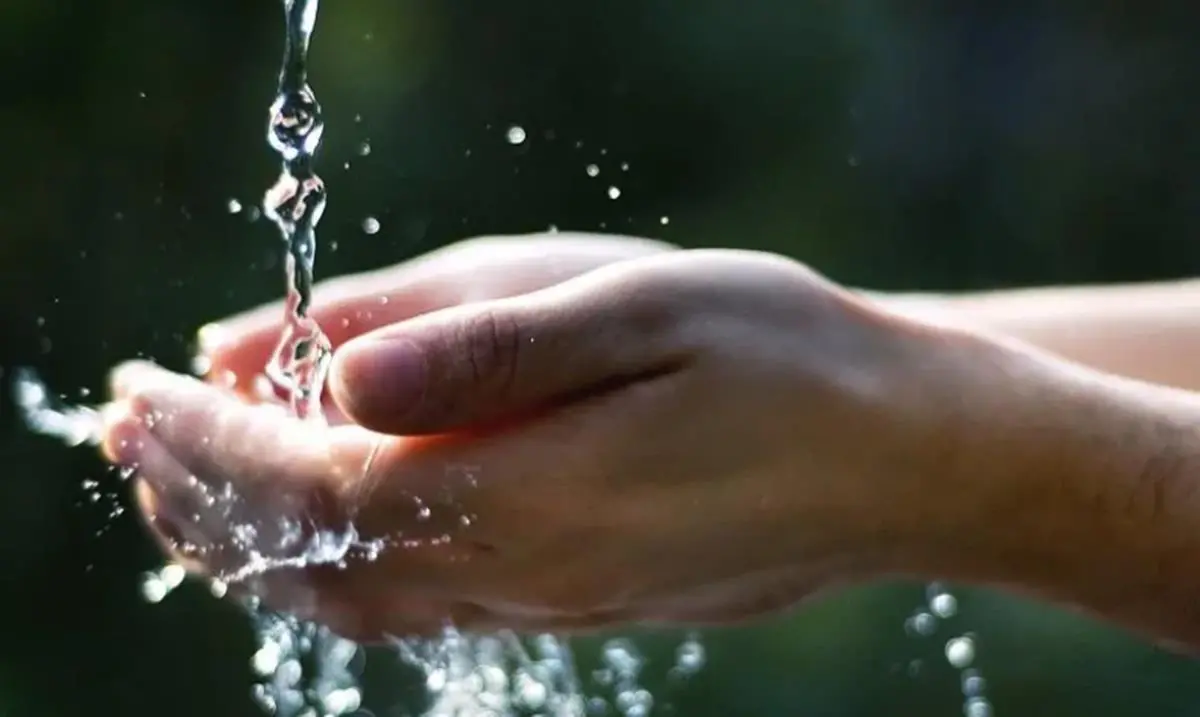 Bollette dell’acqua più care, i gruppi Serra al centro e In Movimento: «Su del 7%, Barillari prenda posizione contro Arrical»
