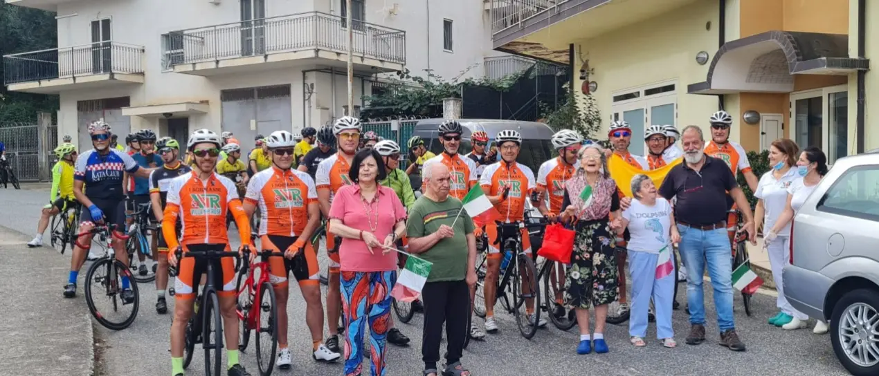 Monterosso, oltre cento partecipanti all’escursione ciclistica nella Valle dell’Angitola