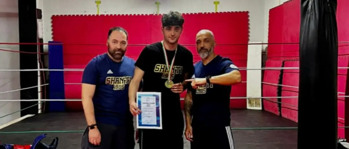 Pugilato: il vibonese Staglianò conquista il bronzo ma resta l’amaro in bocca -Video