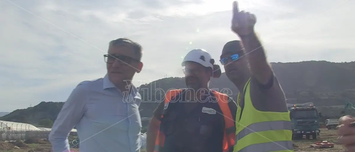 Pizzo: iniziati i lavori di bonifica dell'ex discarica dell'Angitola - Video