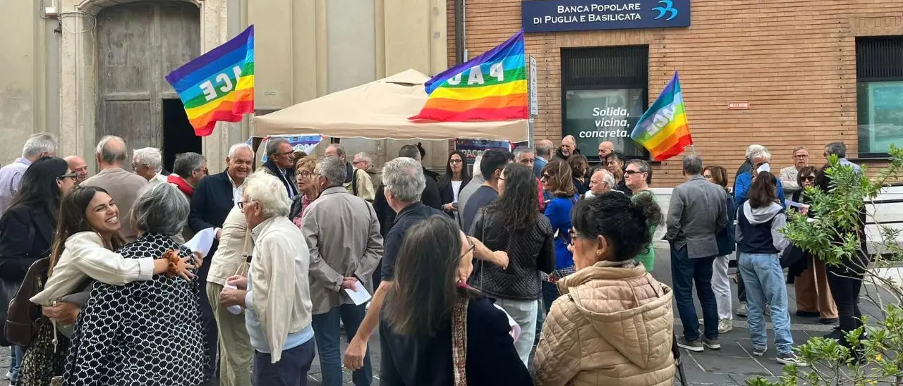 A Vibo si vuole la \"Pace ora\": manifestazione contro le guerre