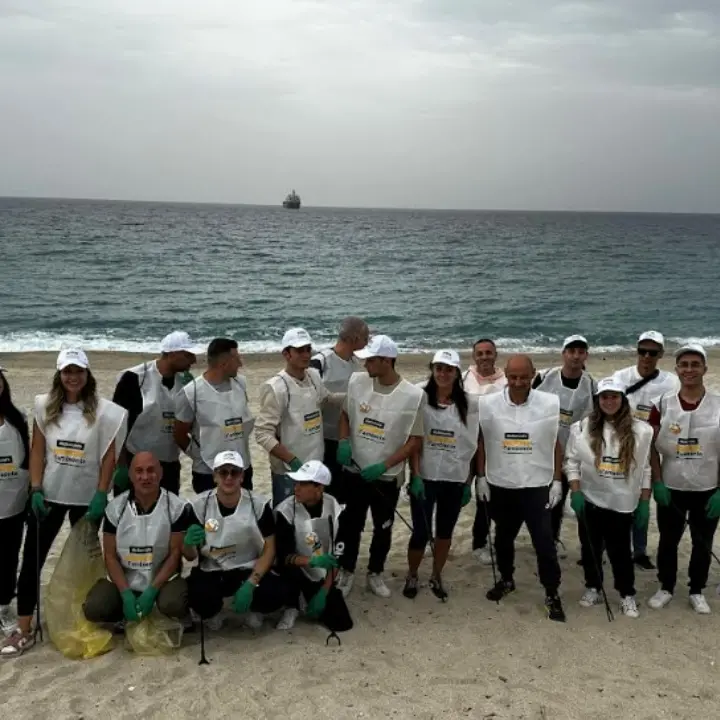 Giornate per l’ambiente, oltre 130 chili di rifiuti raccolti a Vibo Marina