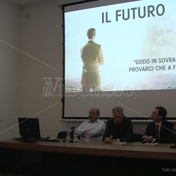 Oscar Farinetti a Vibo, scommette sui giovani e sull’olio extravergine - Video