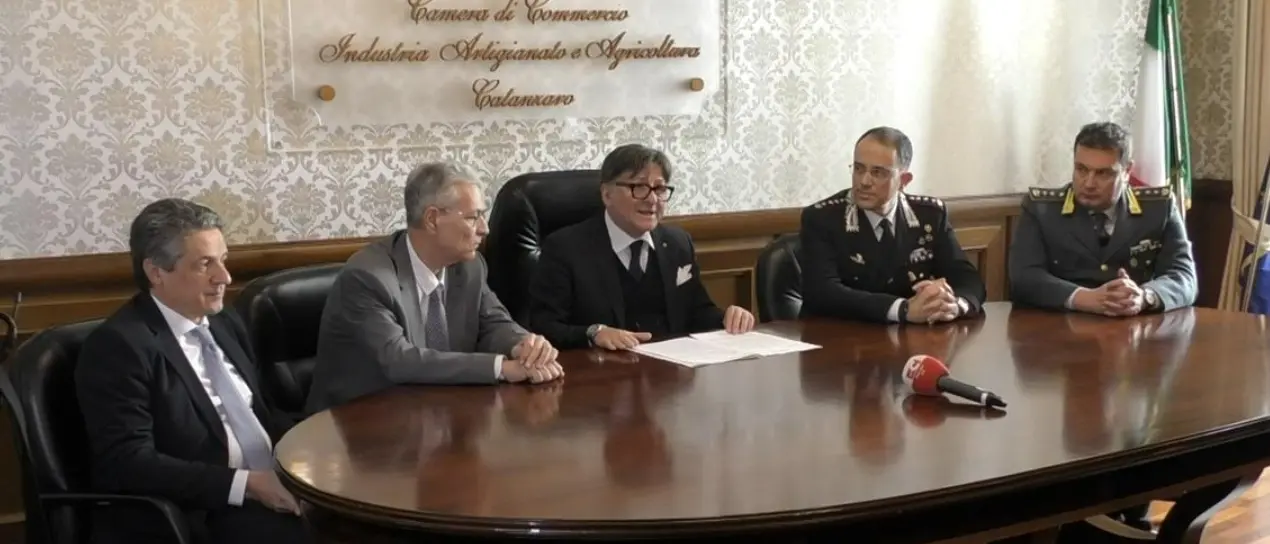 Intimidazioni ad aziende, in campo fondi per l’installazione di telecamere