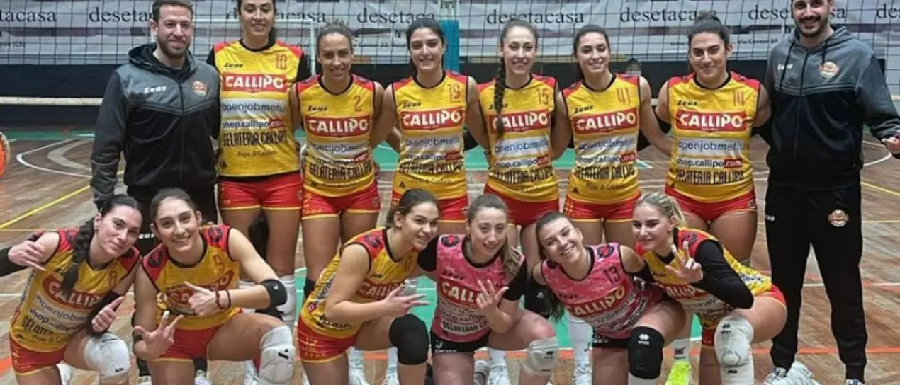 Volley, la Tonno Callipo vince a Cosenza e conferma la posizione in vetta alla classifica