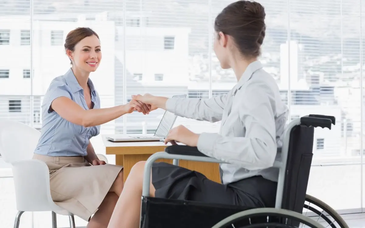 Sanità, accertamento dei requisiti sanitari per l'invalidità civile: ecco la gestione del procedimento