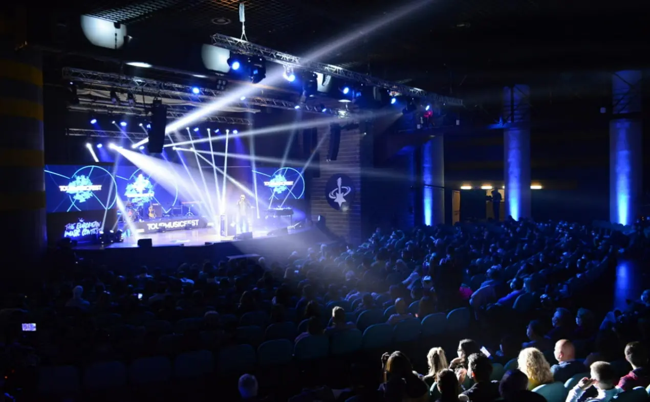 Tour music fest, a San Marino anche 11 artisti calabresi: c'è anche la vibonese Luisa Grillone