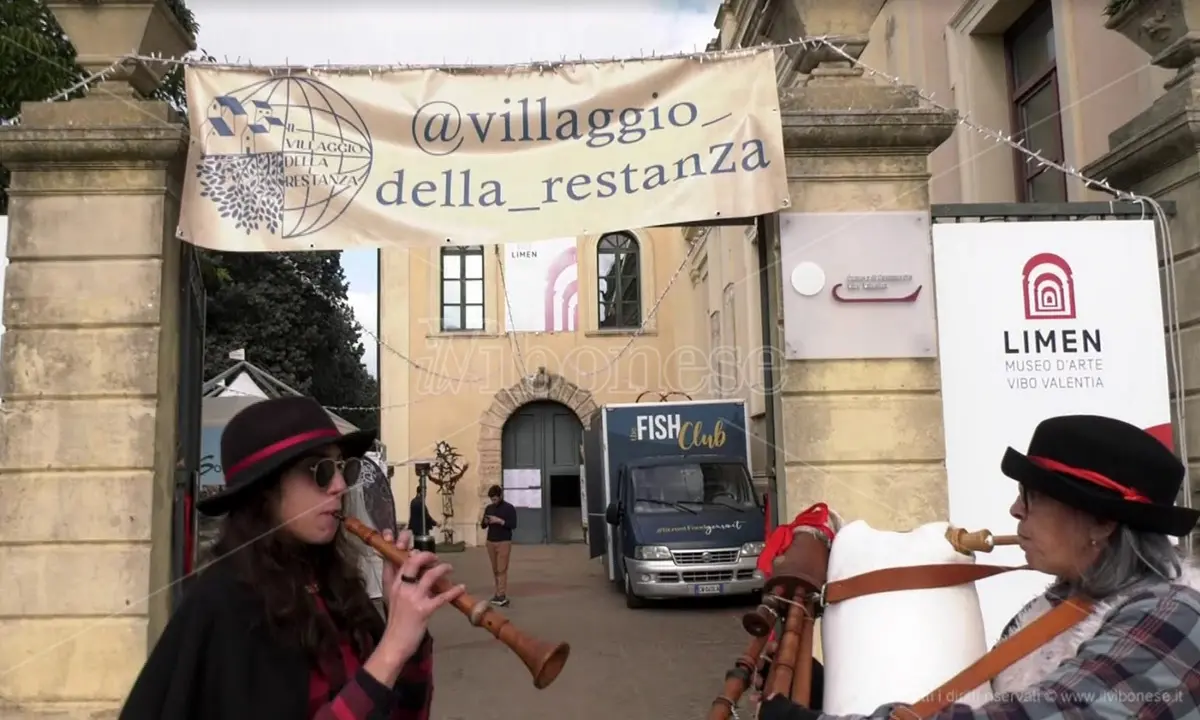 Il Villaggio della Restanza, da Vibo il messaggio dei giovani: «Dateci \"spazi\" per le nostre idee» - Video