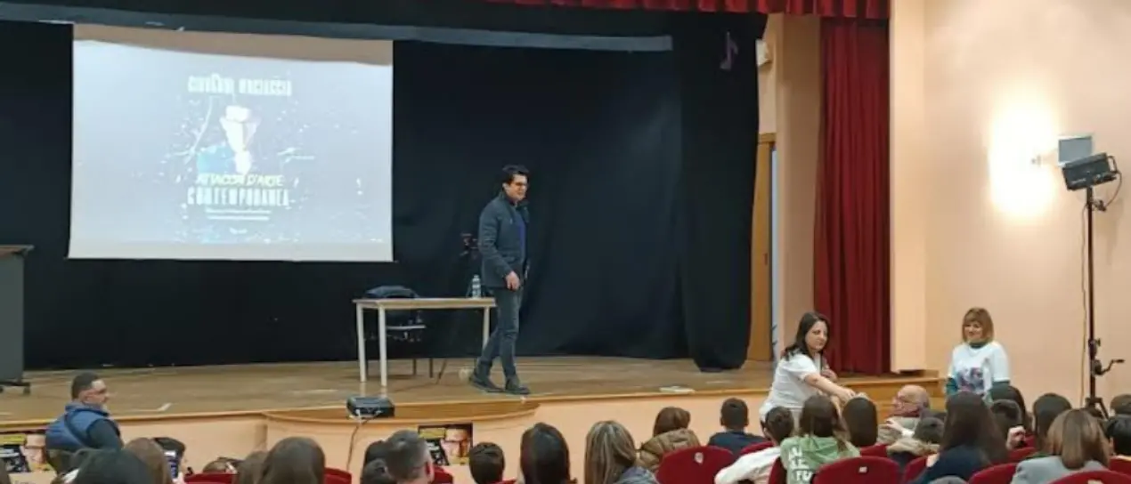 “Attacchi d’arte”: Giovanni Muciaccia entusiasma il pubblico di Filadelfia