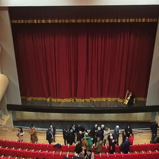 Nuovo teatro a Vibo: fa discutere il costo della conferenza stampa a carico del bilancio comunale