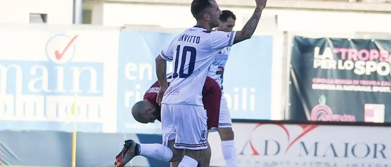 Serie D, mezzo passo falso della Vibonese contro l'Acireale