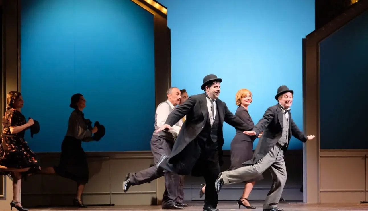 A Simbario arriva l'opera sui re della risata \"Stanlio e Ollio\"