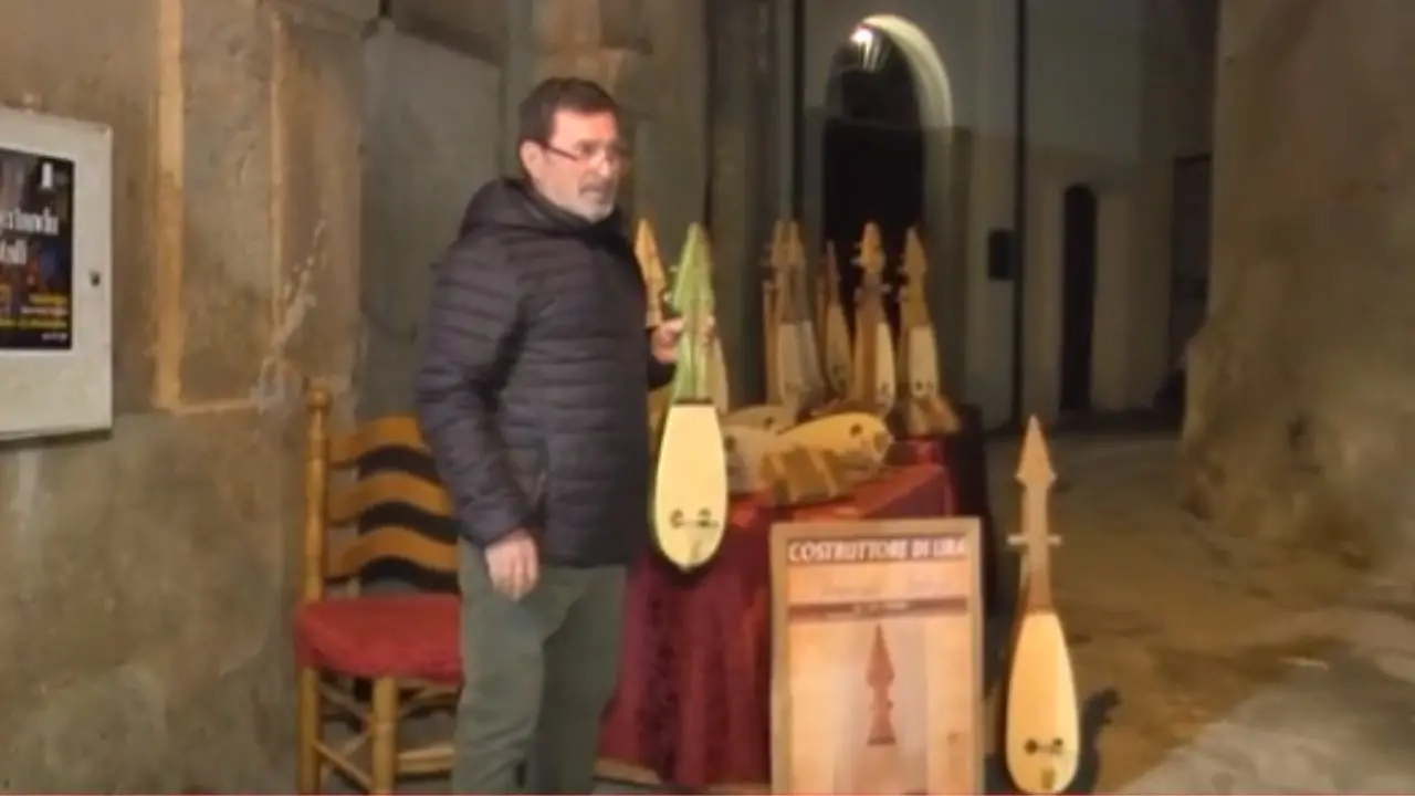 Gli antichi mestieri rivivono nel rione Baglio di Nicotera - Video