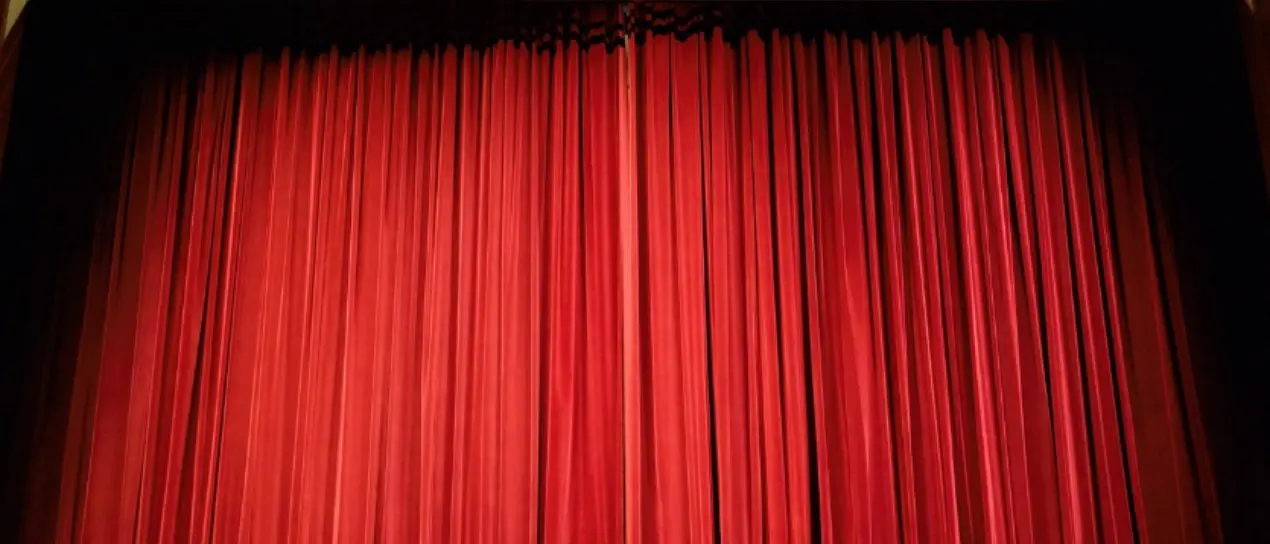 Il vecchio teatro di Vibo e la sua storia: il ricordo dell’architetto Cesella Gelanzè