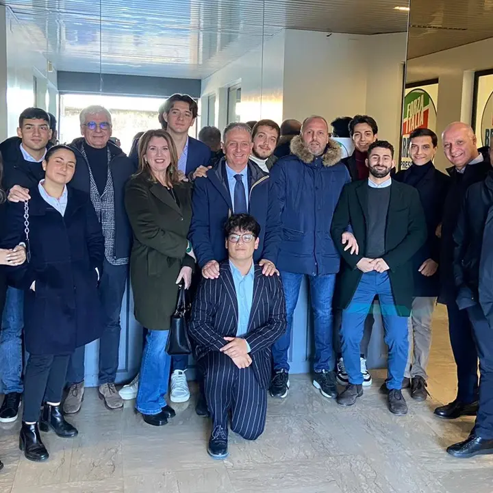 Forza Italia fa quadrato sui giovani: «Pronti a investire sulle future generazioni»