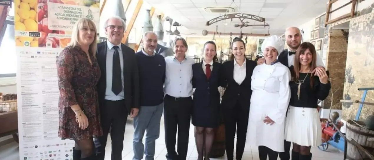 “Una ricetta per i social”, l’Alberghiero di Vibo vince il primo premio a Reggio