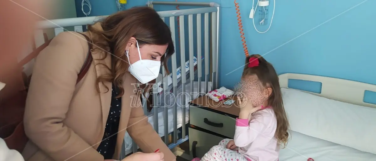 Il comitato pari opportunità dona strumentazione medica allo Jazzolino - Video