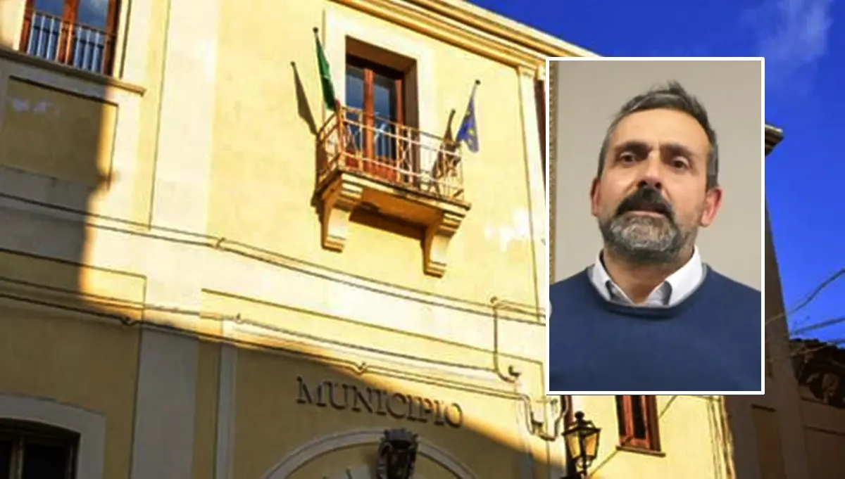 Il Corsivo | La politica del facile consenso a Tropea all’ombra delle infiltrazioni mafiose nel Municipio