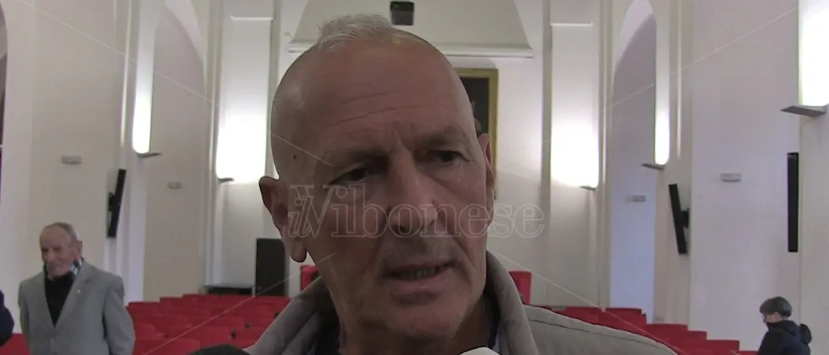Capitano Ultimo presenta la candidatura a Vibo: «Tocca riprendere un percorso di civiltà» - Video